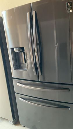 Samsung 4-Door Black Fridge
