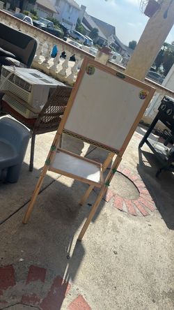 Kid easel