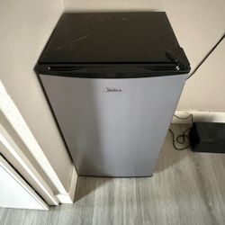 New Mini Fridge