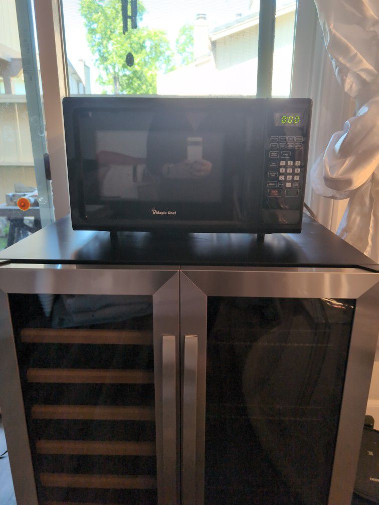 Microwave Oven Countertop 1.1 Cubic Ft