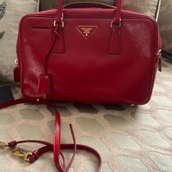 Vintage Prada 💯 % Authentic Like New Condition 12L/8H