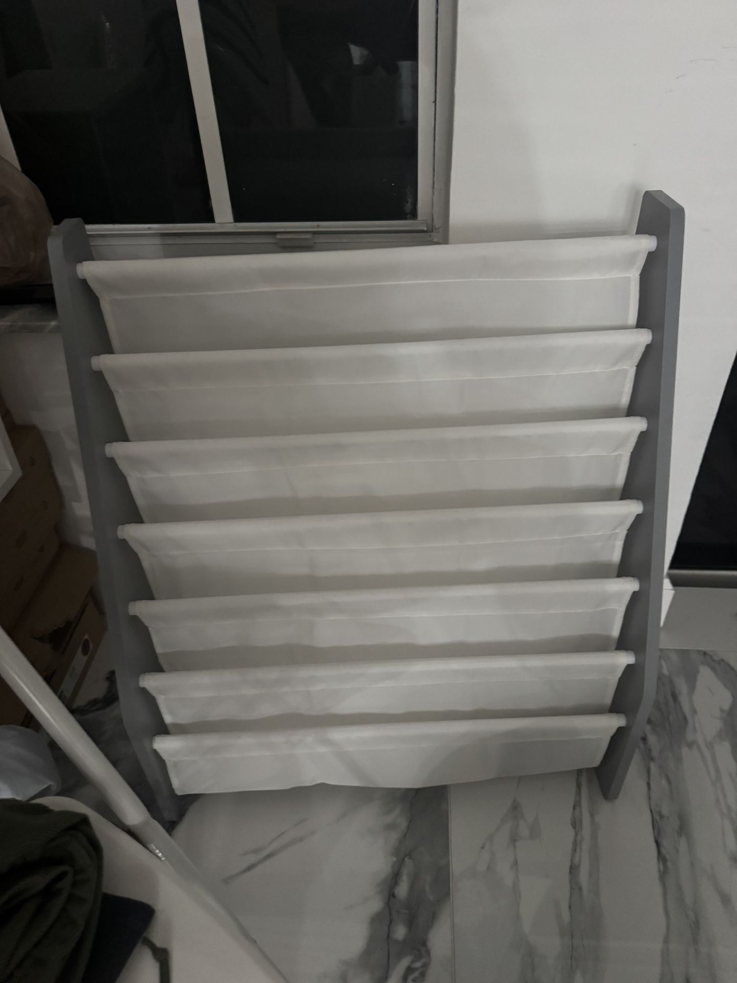 Kids Bookshelf