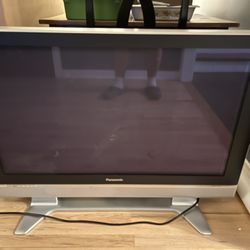 Free For Parts Or Repair - 42” Panasonic Plasma TV