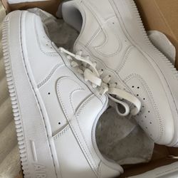 Women’s White Air Force’s BRAND NEW 