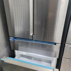 Bosch 800 Series 4-door Counter-depth Refrigerator 