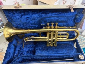 Vintage Brass Trumpet Elkhart Indiana USA Shiny 1950s-1960s era by Buescher w/ Case