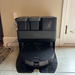 Roborock S7 Max V Ultra Dock