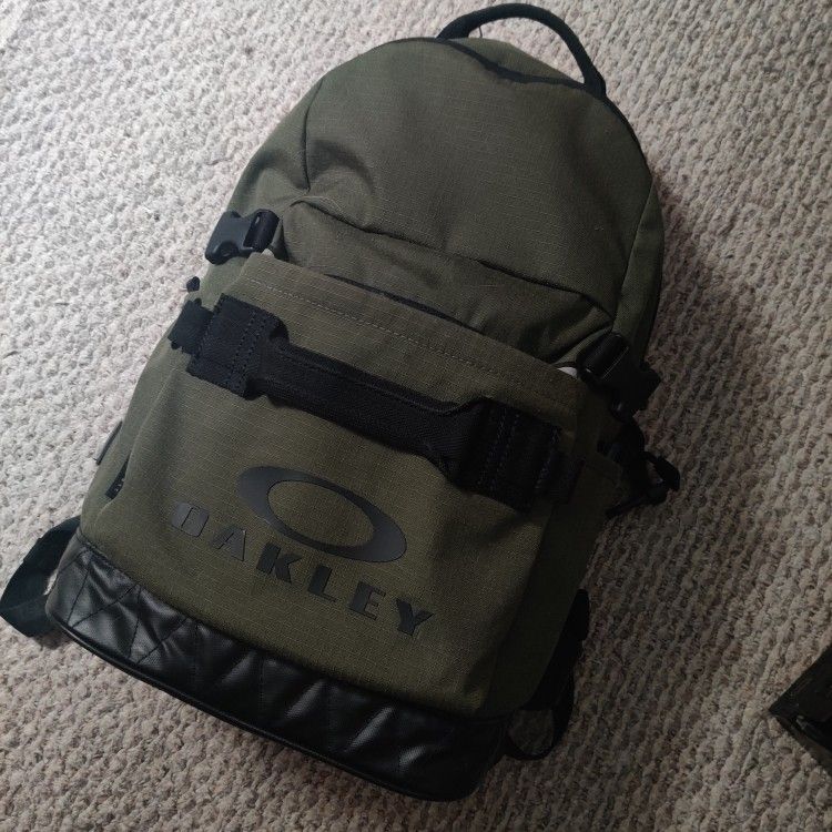 Oakley Bag