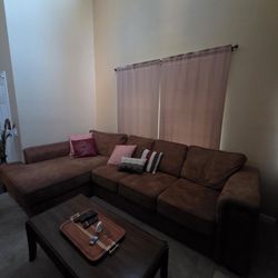 Big Brown Couch And Coffee Table