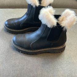 Women’s Boots 