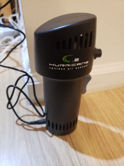 O2 Hurricane canless air pump blower duster compressor + accessories