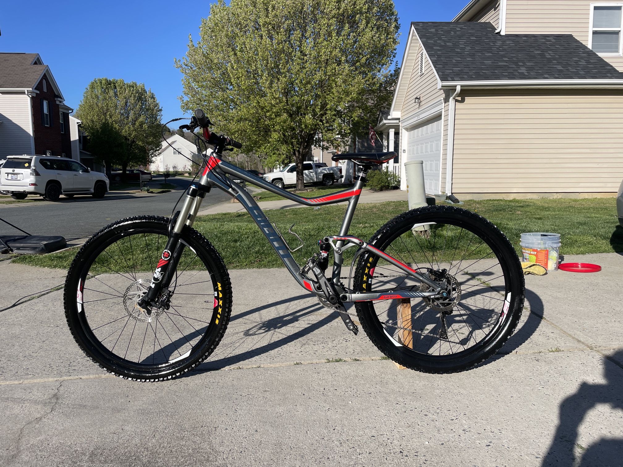2016 Giant Trance 2