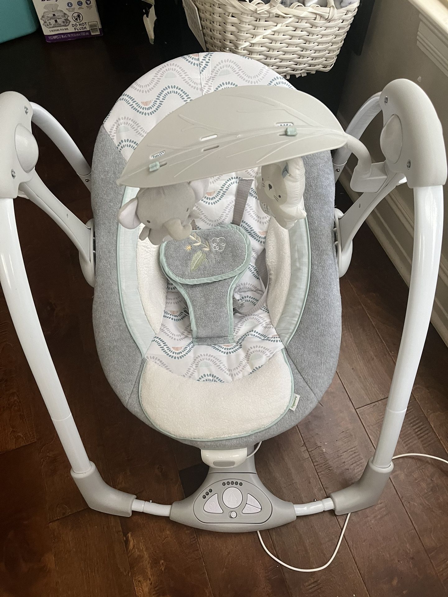2-in-1 Portable Baby Swing & Infant Seat with Vibrations, Music- Swell (Unisex)