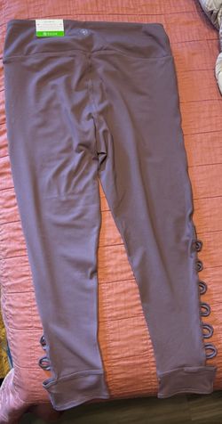 GAIAM Yoga Capri Exercise Pants