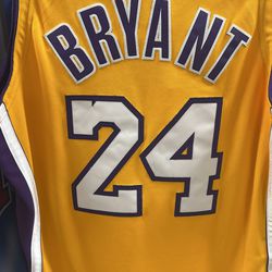 The Numbers: Kobe Bryant's 48 in 48