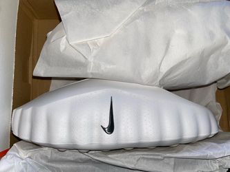 Womenโs Nike Mind 001 Slides *Summit White*