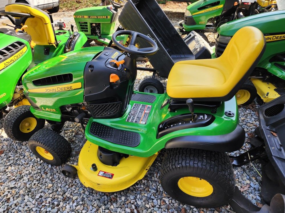 2010 John Deere LA135 special edition 