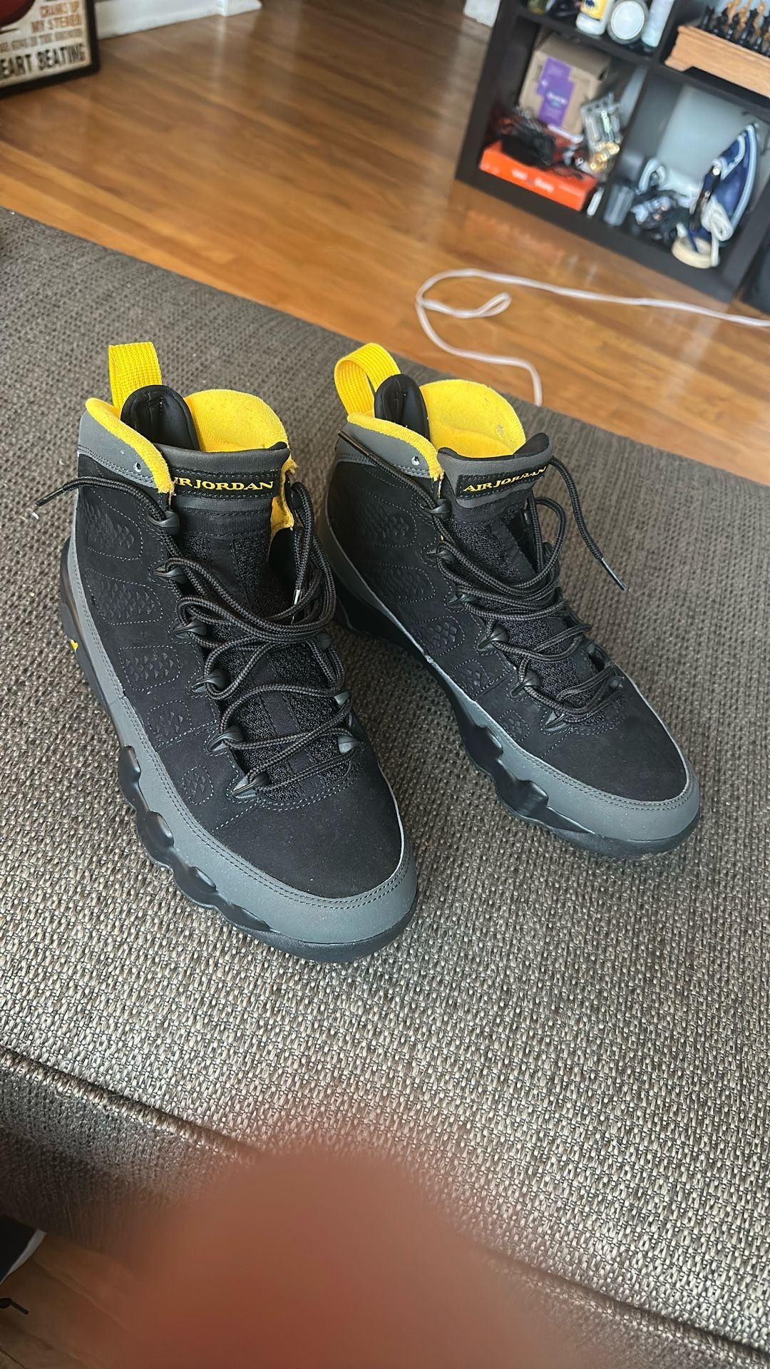 Air Jordan 9 Retro 