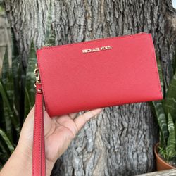 Michael Kors Double Zip Wallet 