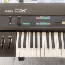DX 7 Keyboard 