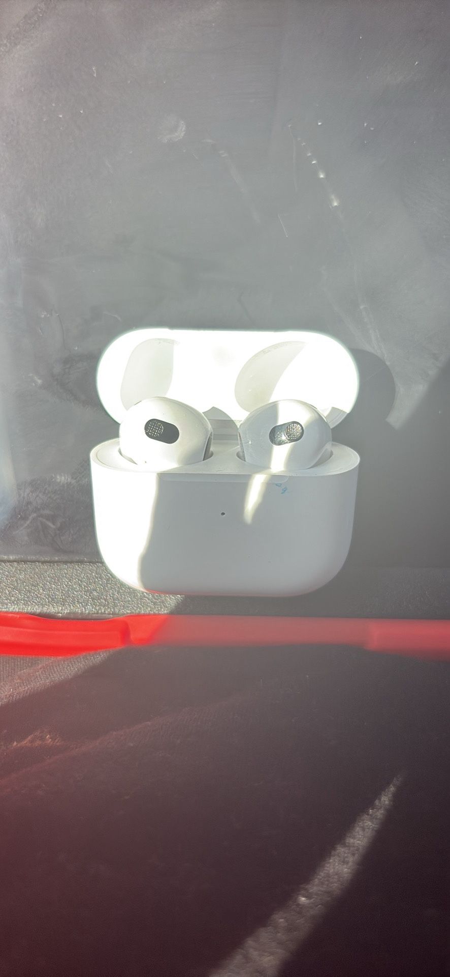 Apple AirPods 4
