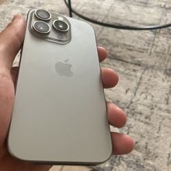 iPhone 16 Pro 256GB (unlocked) 