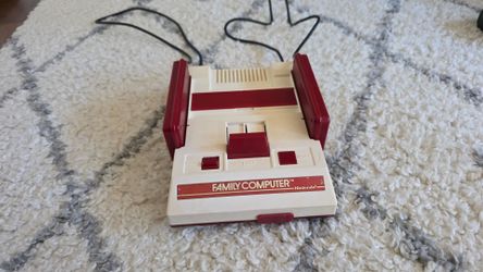 Nintendo Japan NES Famicom in great condition, RGB scart output