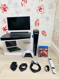 PlayStation 5 Disc Version 825GB, Bonus 1 Game And Portable Monitor ( Used Very New )