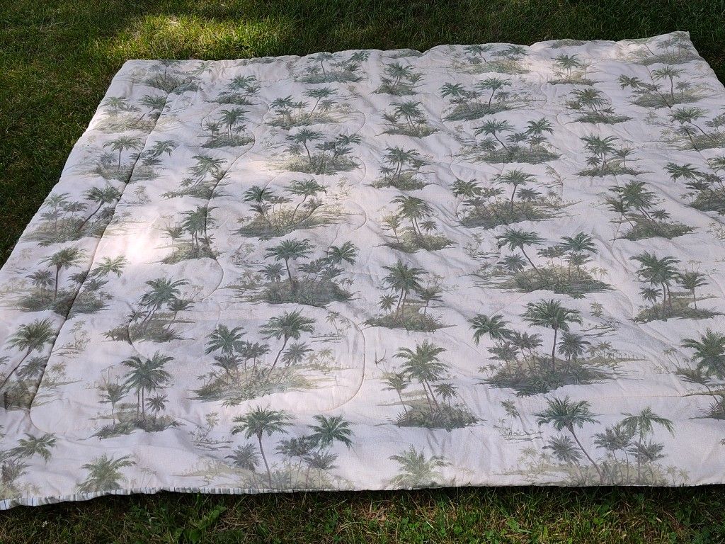 Palm Tree Reversible Comforter, Nice