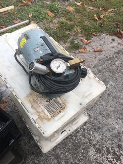 AC compressor and vacuum