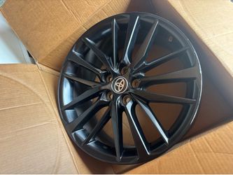 Oem  Toyota alloy wheels 19x8