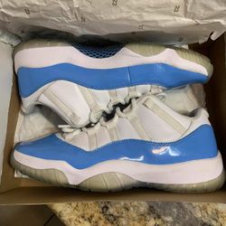 Jordan 11 UNC