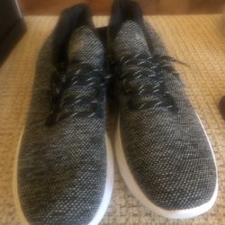 Brand New HiND Sneakers Size 11