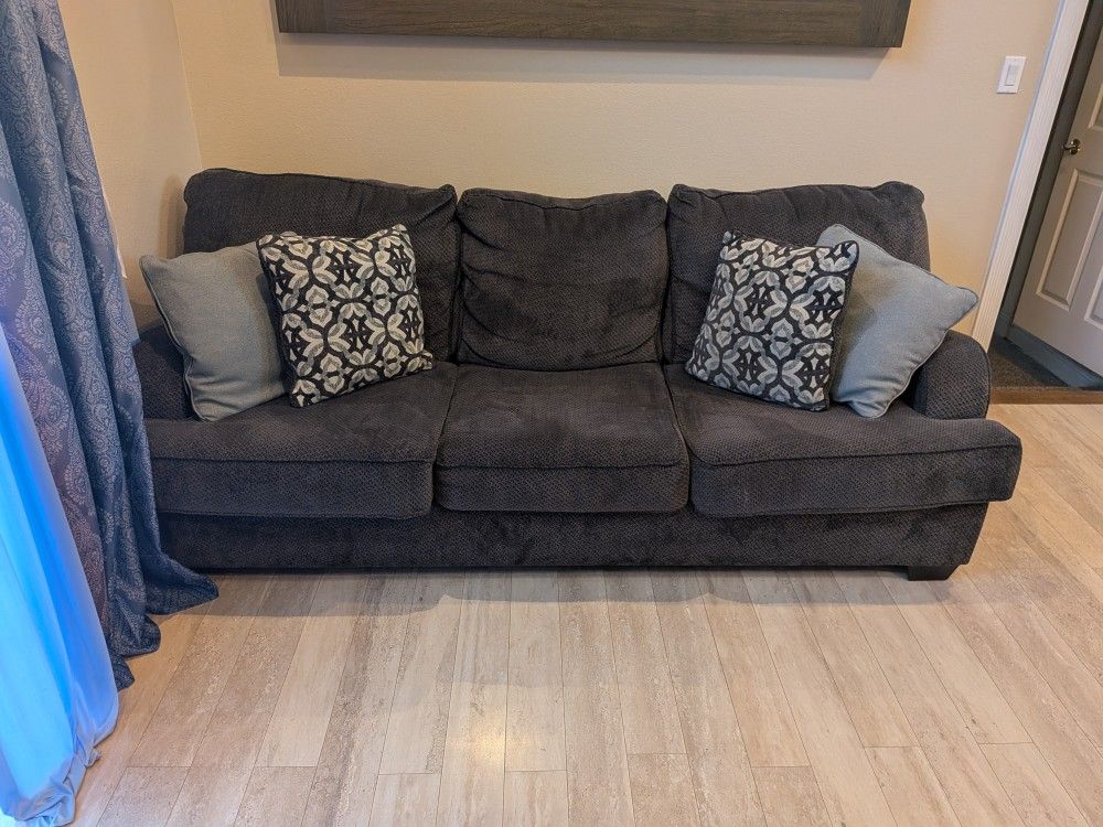 Grey Couch With Pillows