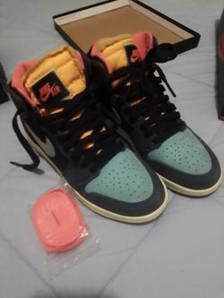 Jordans 1s