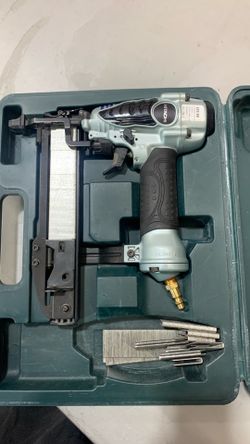Hitachi Air stapler