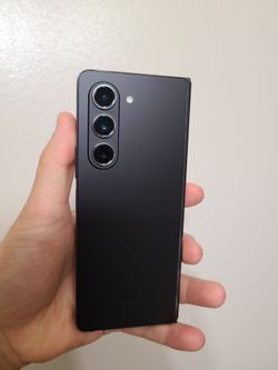 Samsung Galaxy Z Fold5