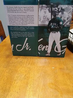 Ken Griffey Jr. 2016 SGA New open box (only 2,500)
