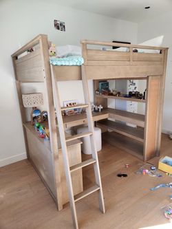 Pottery barn bunk bed with mattress