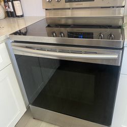 EXCELLENT STOVE, SAMSUNG S/S Convection 