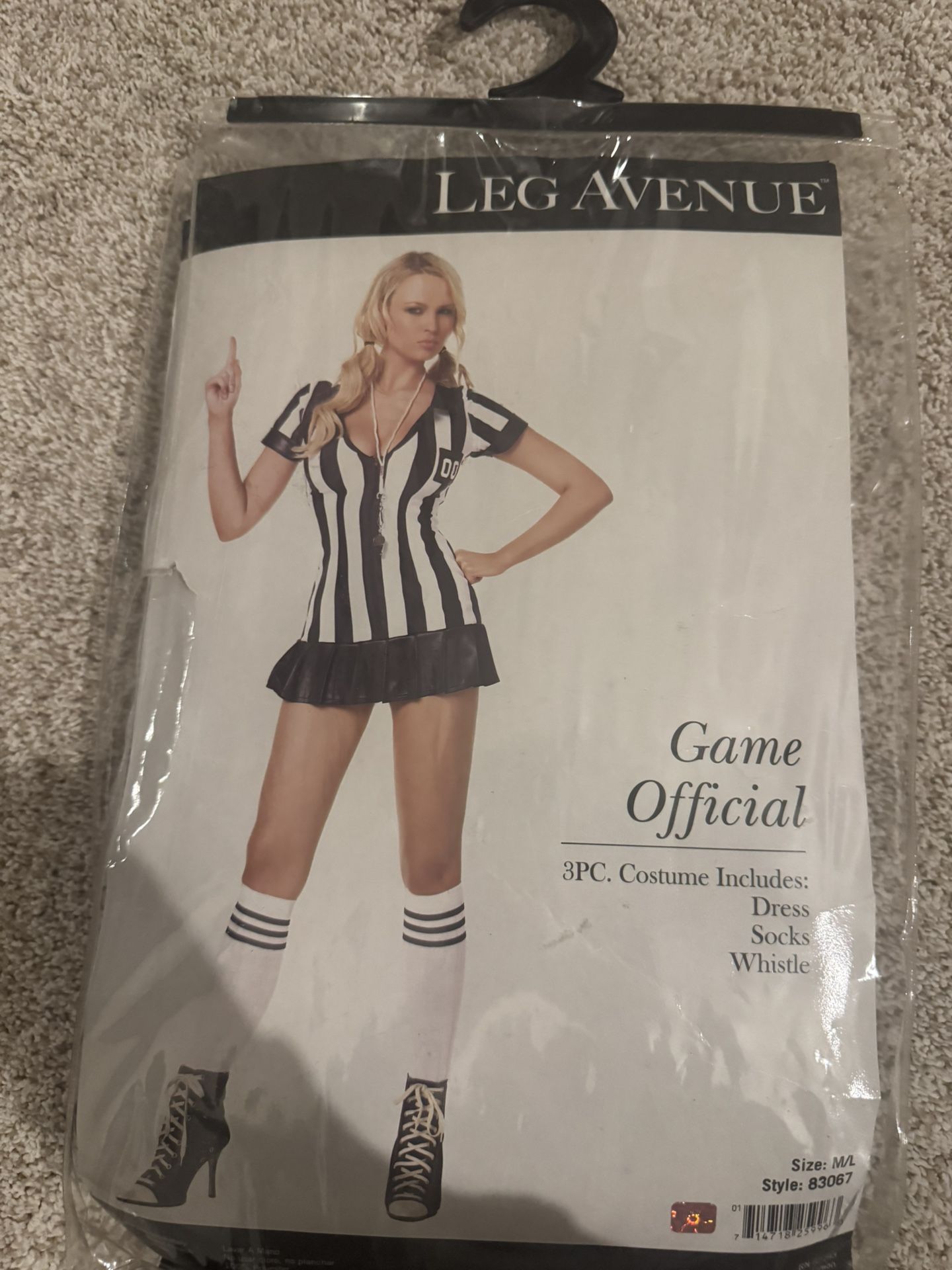 Women’s referee costume
