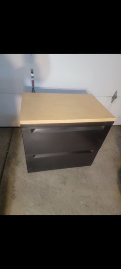 Filling cabinet in great shape
