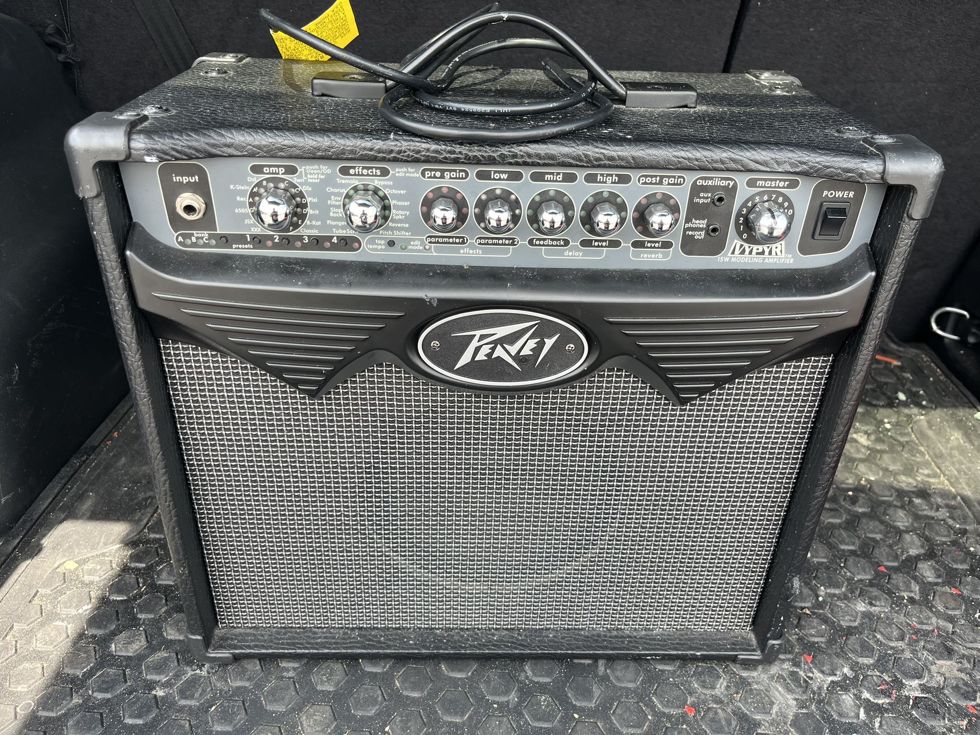 Peavey 15w Modeling Amp