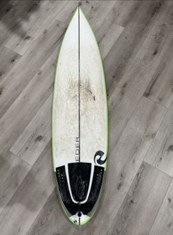 Great Deal Like New Surfboard 5’11 2/14 18 1/2 29L Surfboards Eder