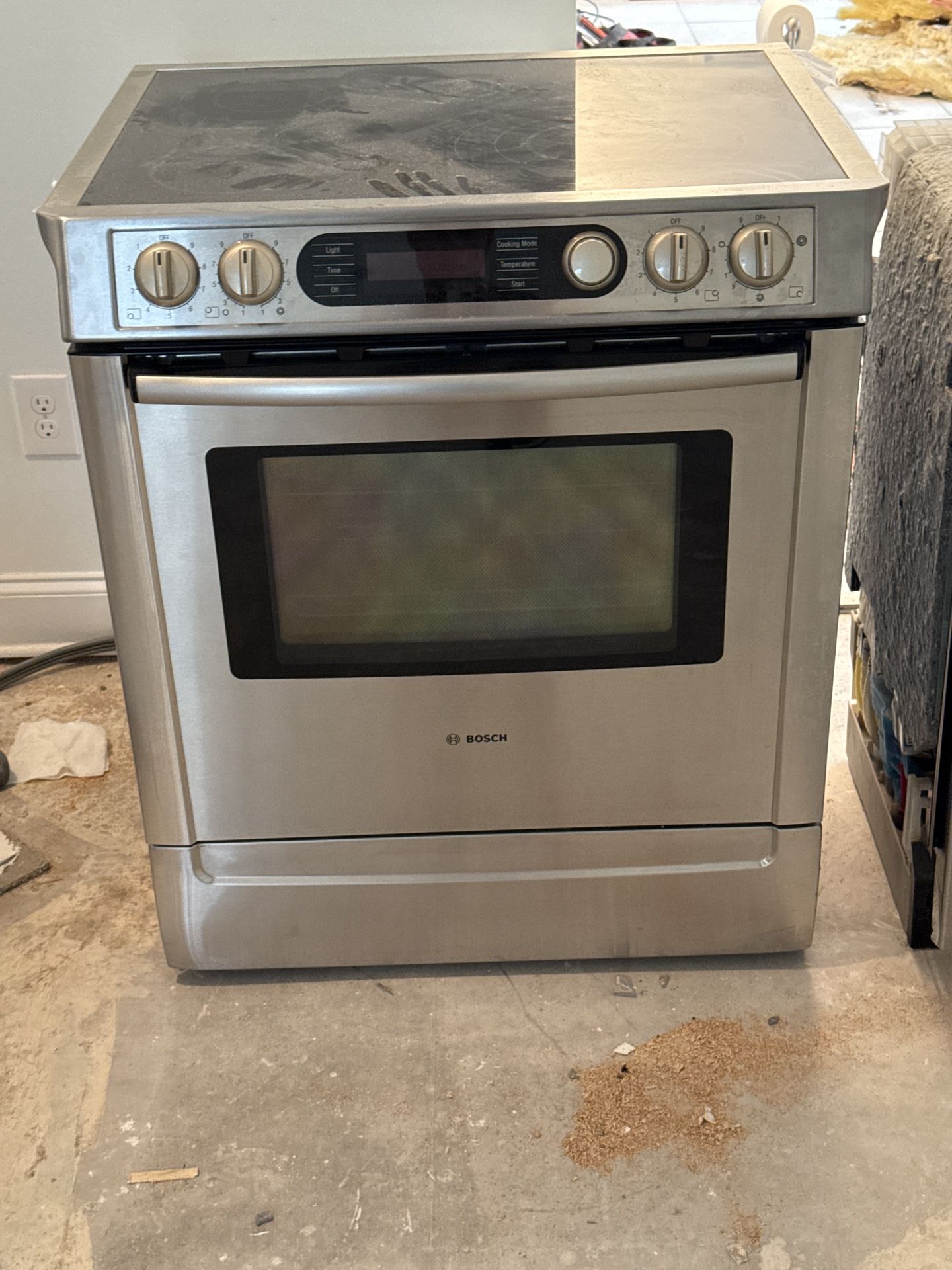 New Bosch Glass top Oven