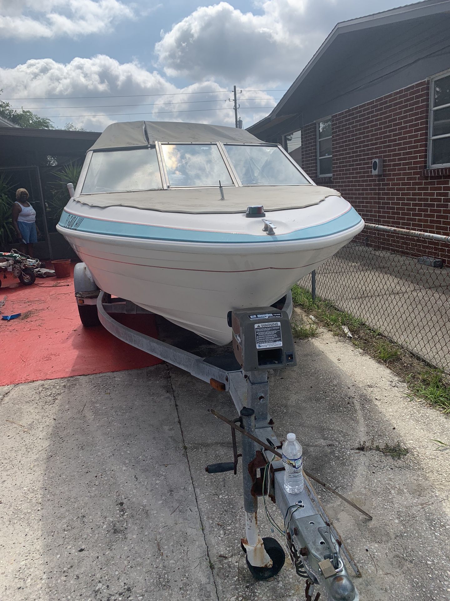 Bay liner Boat $4000