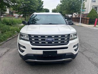 2016 ford explorer XLT  110k