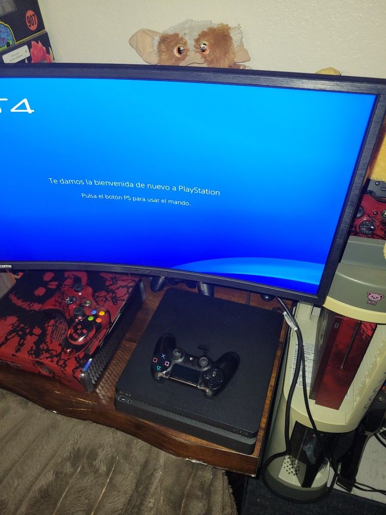 Ps4 Console And Remote