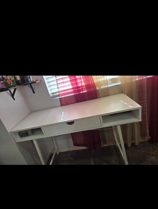 White Desk Ikea 