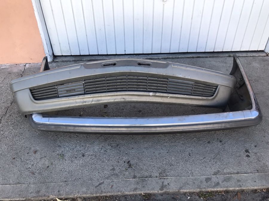 Mercedes Benz w126 EURO bumpers! OEM